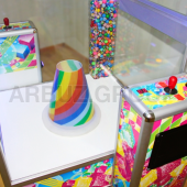 Торгово-призовой автомат 'Хватай-ка тяни-толкай с лузой'