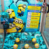 Призовой автомат 'Бункер - Миньоны' с призами в капсулах