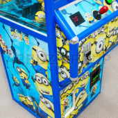 Призовой автомат 'Бункер - Миньоны' с призами в капсулах (вариант 2)