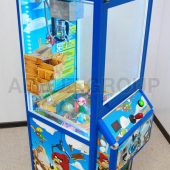 Призовой автомат 'Скворечник-Злые Птички' с призами в капсулах