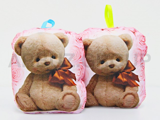 МИШКА В РОЗАХ