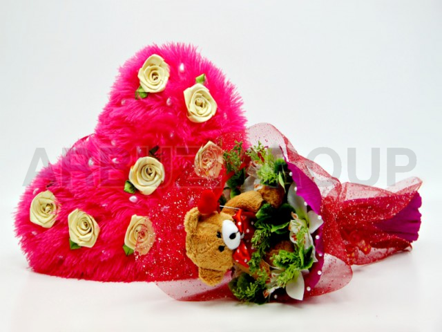 ПОДАРОЧНАЯ ПАРА БУКЕТ И СЕРДЦЕ(цена указана за 1 предмет)