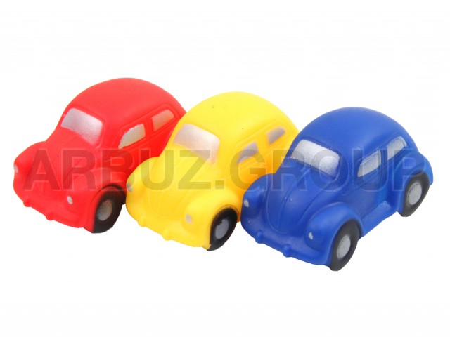 МАШИНКА С ПИЩАЛКОЙ ДЛЯ КУПАНИЯ